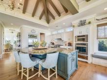 The luxurious kitchen of a vacation rental on Hilton Head Island